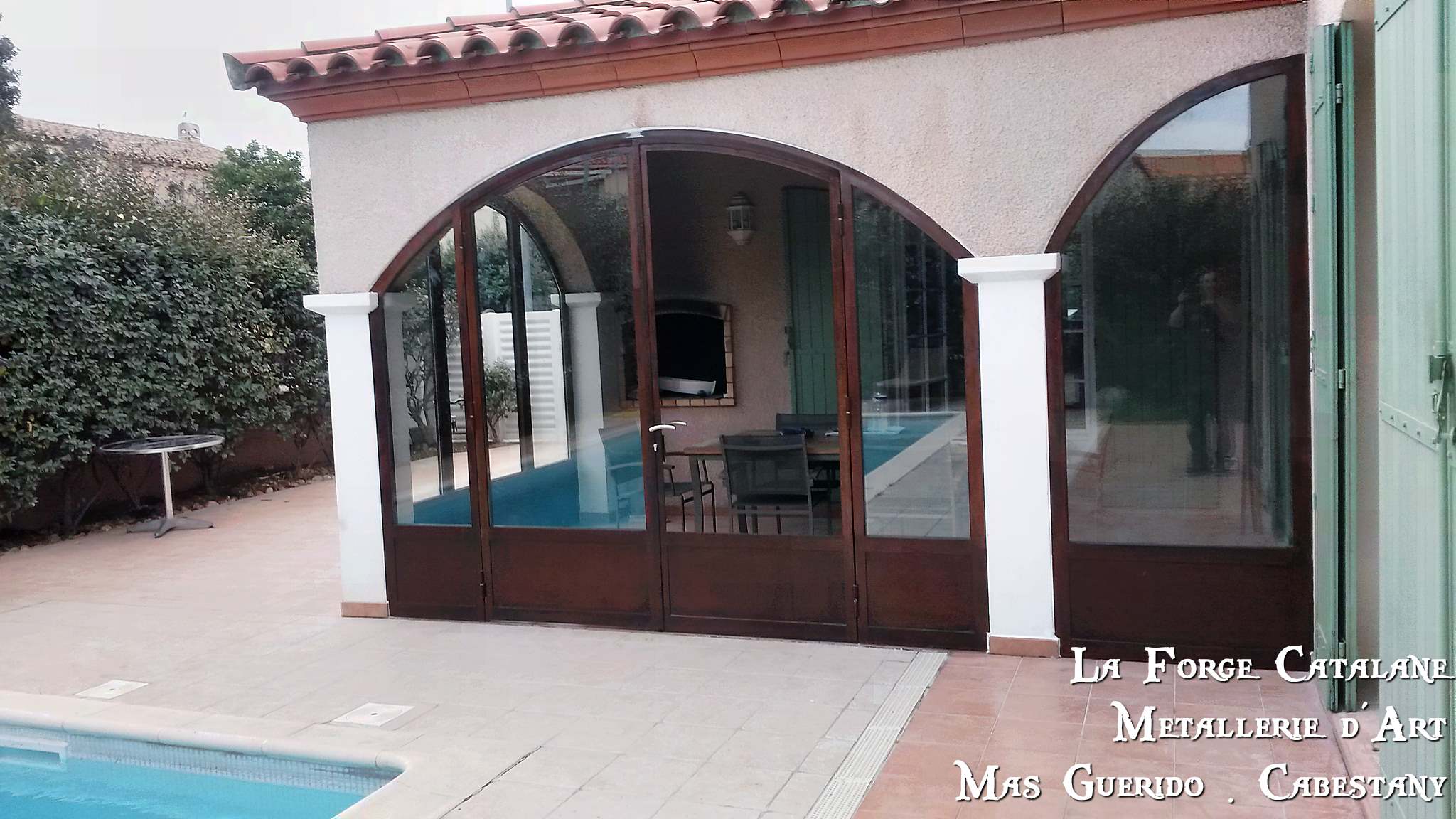 porte etanche cintree vitrage blinde forge catalane 3.jpg